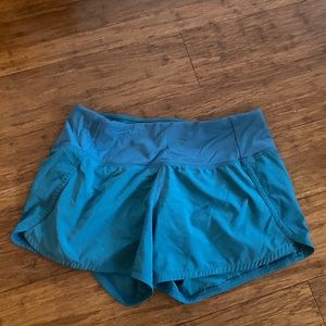 Lululemon running shorts size 4
